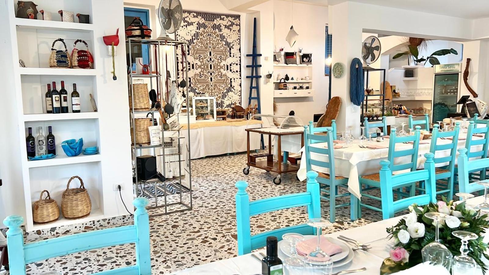 Hotel S'Ortale Con Parcheggio Interno E Ristorante All'Aperto 奥罗塞伊 外观 照片